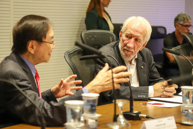 Darci Piana e comitiva chinesa discutem cooperações e novos investimentos