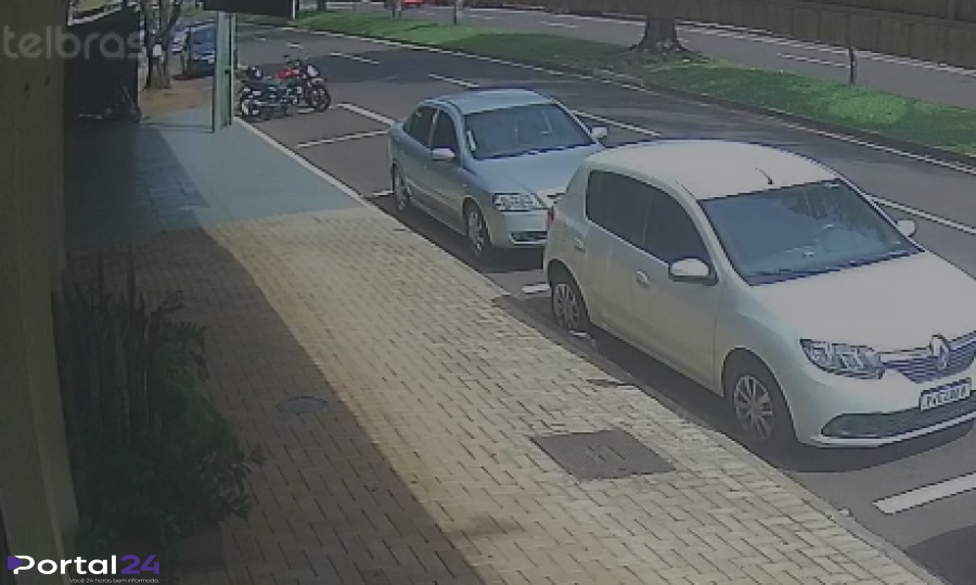 Câmera flagra CrossFox envolvido em ocorrência com arma de fogo circulando pela cidade