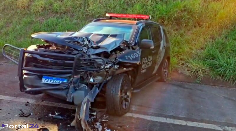 Viatura da Rotam fica destruída após acidente na PR-317, no Paraná