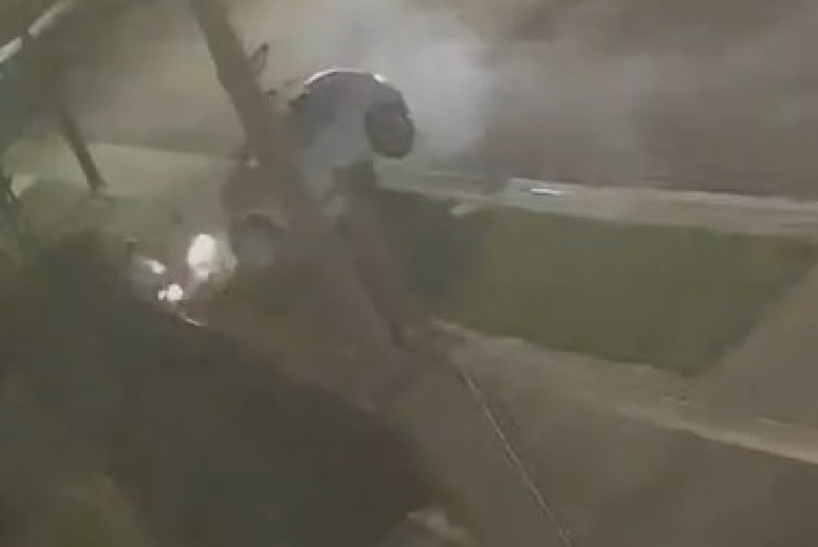 Câmera flagra colisão no bairro São Cristóvão