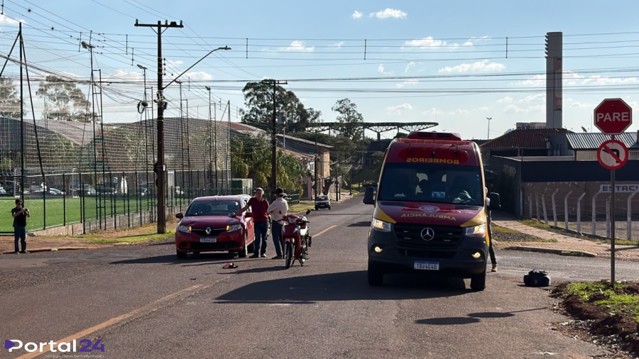 Motociclista de 36 anos fratura o joelho em acidente na Rua Guaias, em Cascavel