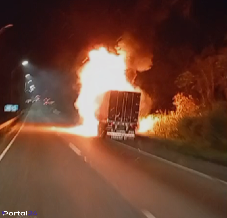 Incêndio em veículo causa interdição parcial e fila na BR-376 em Guaratuba