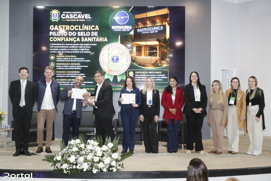 Cascavel sedia etapa estadual de projeto da Anvisa e entrega primeira certificação sanitária