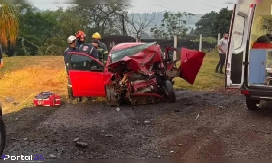 Colisão frontal entre carro e caminhão mata motorista de 37 anos no Paraná