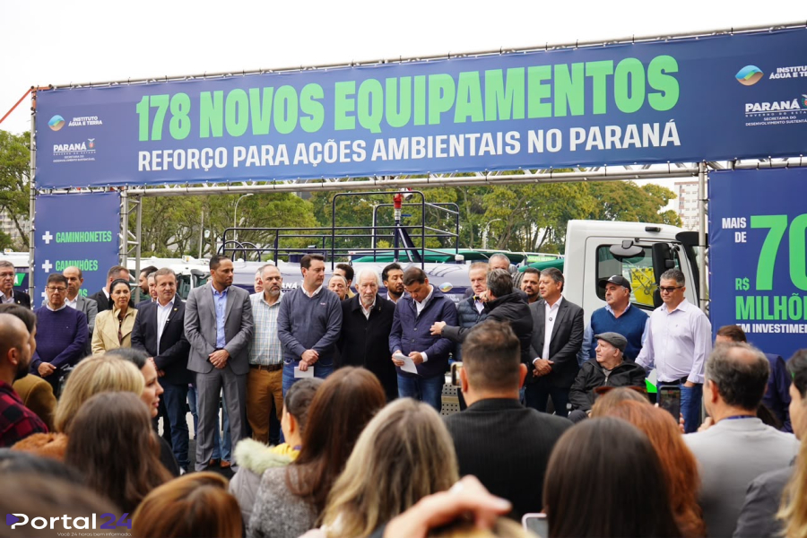 Ratinho Junior entrega novos caminhões e Gugu Bueno destaca reforço aos municípios do Oeste