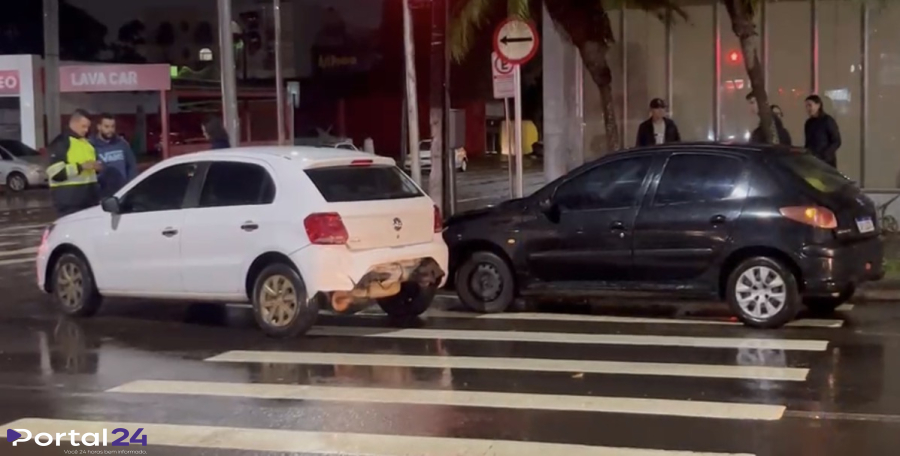 Dois acidentes são registrados em sequência na Avenida Brasil e mobilizam socorro em Cascavel