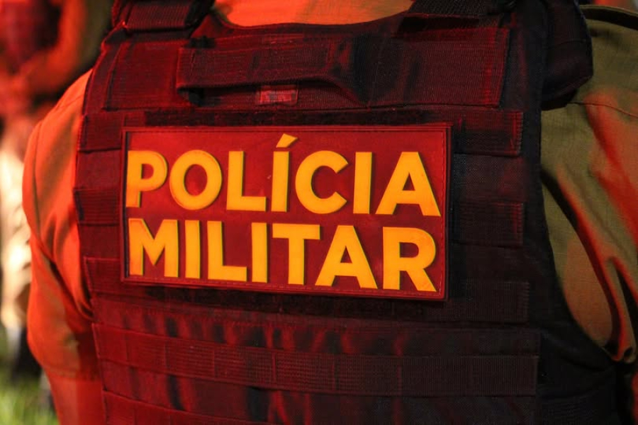 Suspeito morre em confronto com a PM após furto a loja de roupas em Curitiba