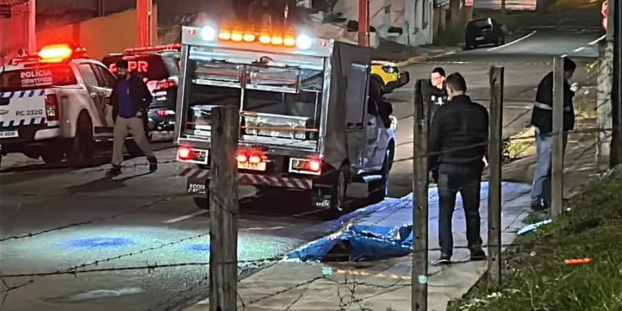 Homem é morto a facadas no Centro de Ponta Grossa; suspeitos são presos em seguida
