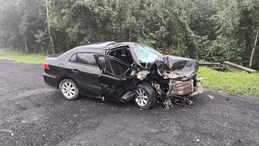 Colisão frontal na BR-373 deixa duas mulheres mortas em Guamiranga