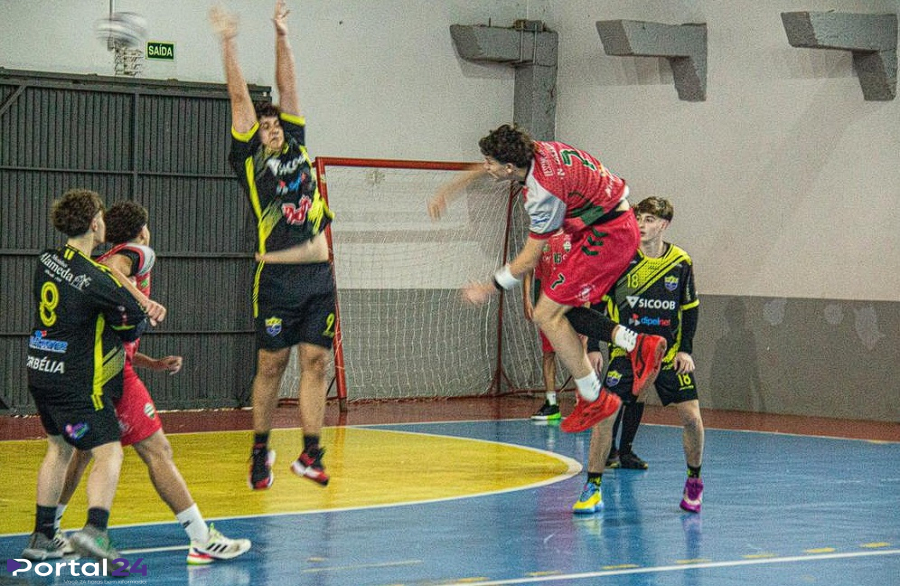 Frio e chuva ficam do lado de fora, mas Jogos da Juventude pegam fogo em Guaraniaçu