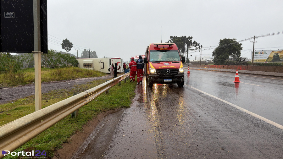Três vítimas permanecem em estado grave após acidente com ônibus na BR-277 em Cascavel