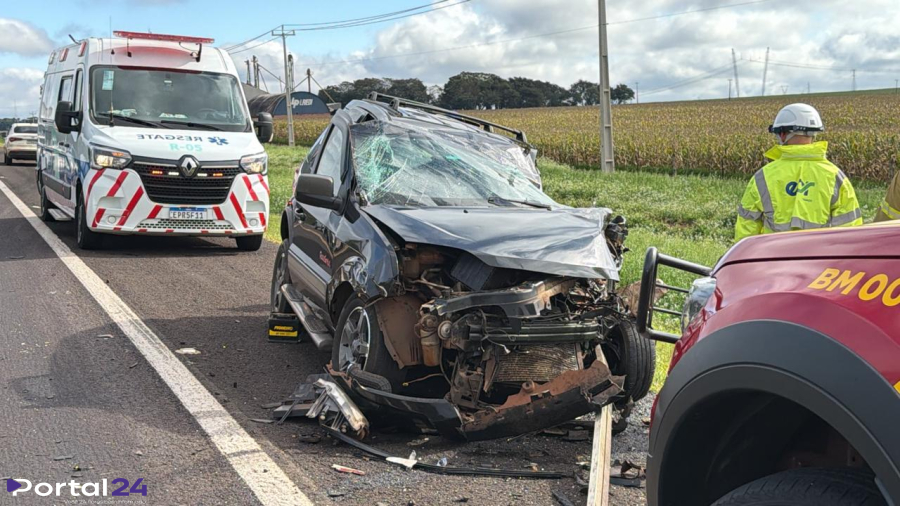 Auto e caminhão se envolvem em grave acidente na BR-277, em Santa Tereza do Oeste