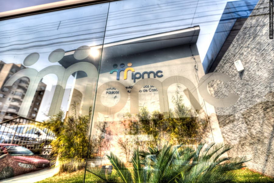 provada amortização da dívida com o IPMC de no mínimo R$ 1 milhão mensais