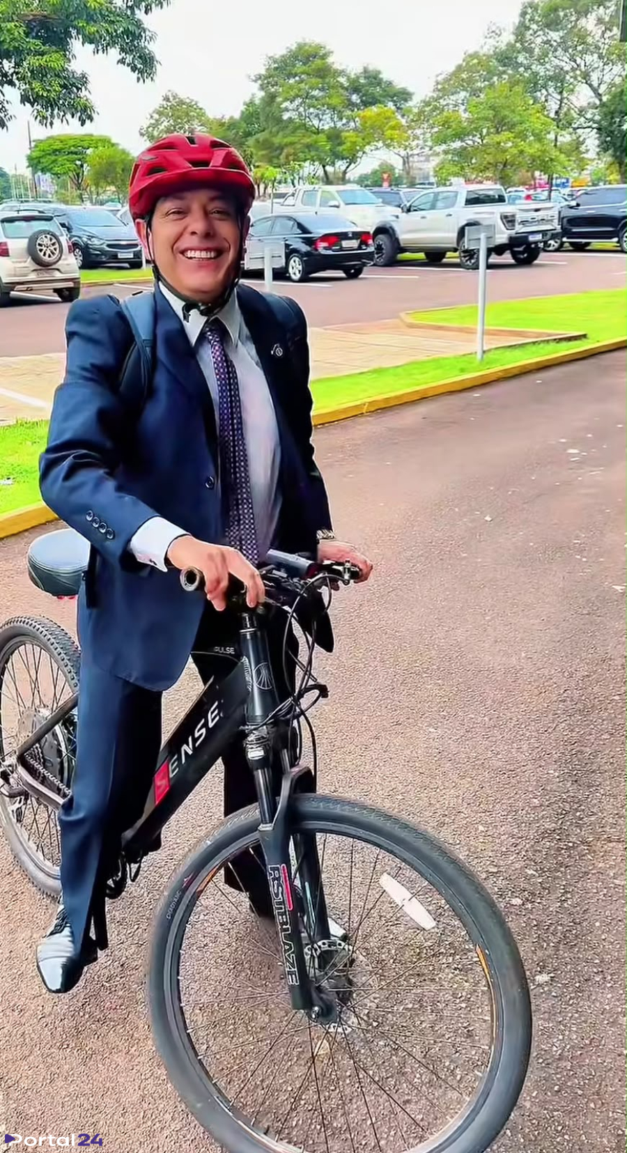 Vereador Dr. Lauri apoia regulamentação de patinetes e bicicletas elétricas em Cascavel