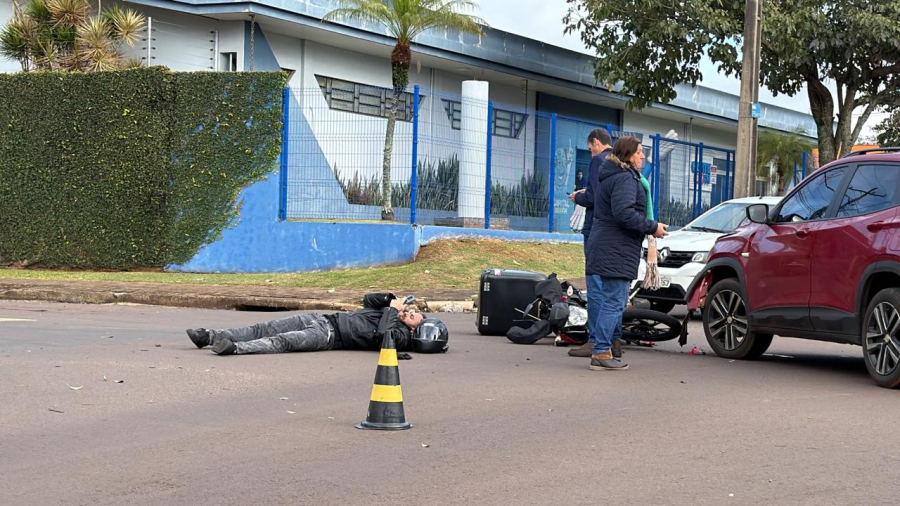 Motociclista quebra a perna em acidente no Alto Alegre
