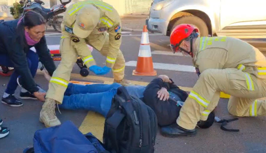 Em rotatória, motociclista fica ferido no Parque Verde