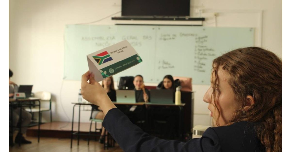 UFPR recebe inscrições de estudantes para simulação da ONU