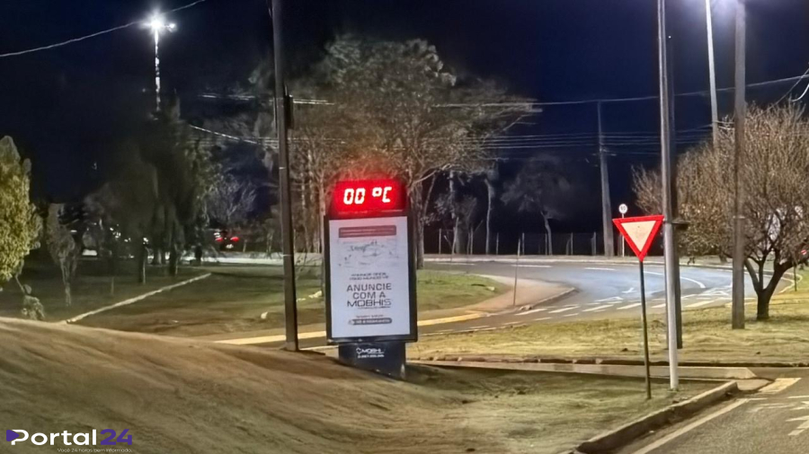 Geada marca amanhecer gelado com 0°C em Cascavel