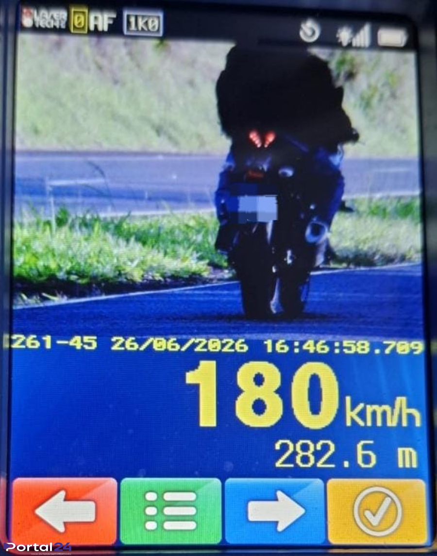 Polícia Rodoviária flagra veículo a 180 km/h durante operação na PR-323, em Paiçandu