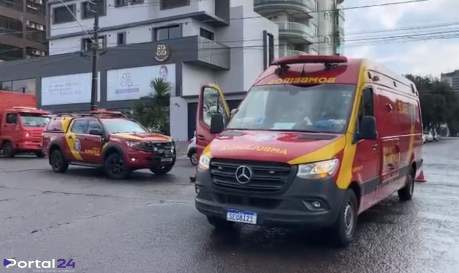 Siate é acionado após acidente de trânsito na Rua Machado de Assis, em Cascavel