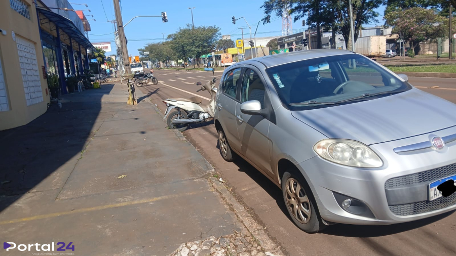 Acidente entre moto e carro é registrado na Avenida Barão com Amazonas