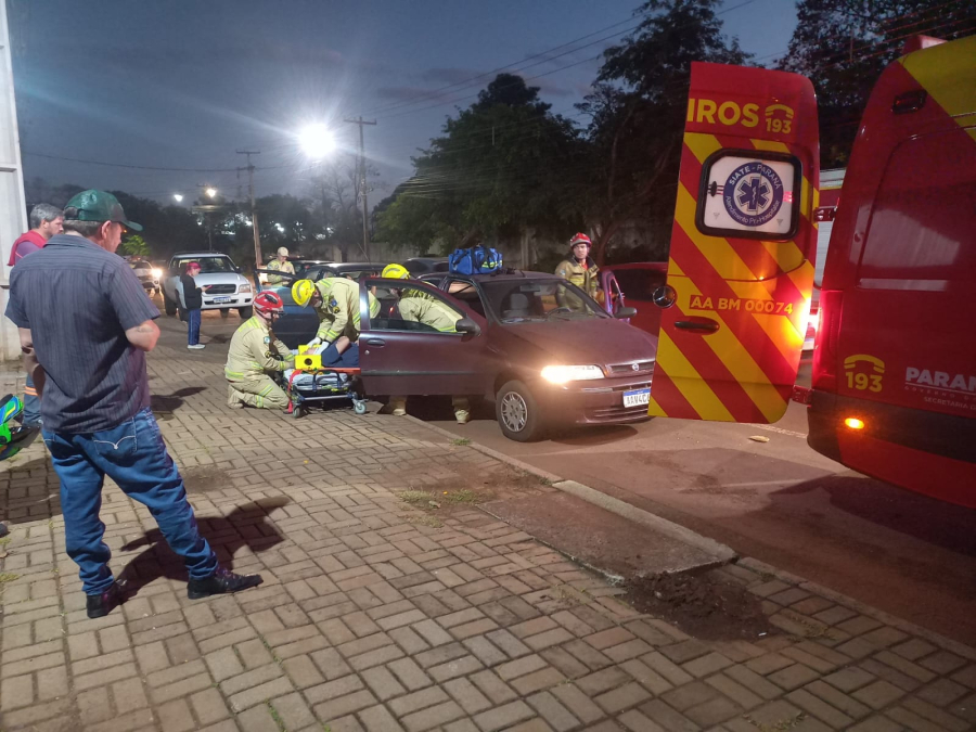 Engavetamento é registrado na Avenida Piquiri