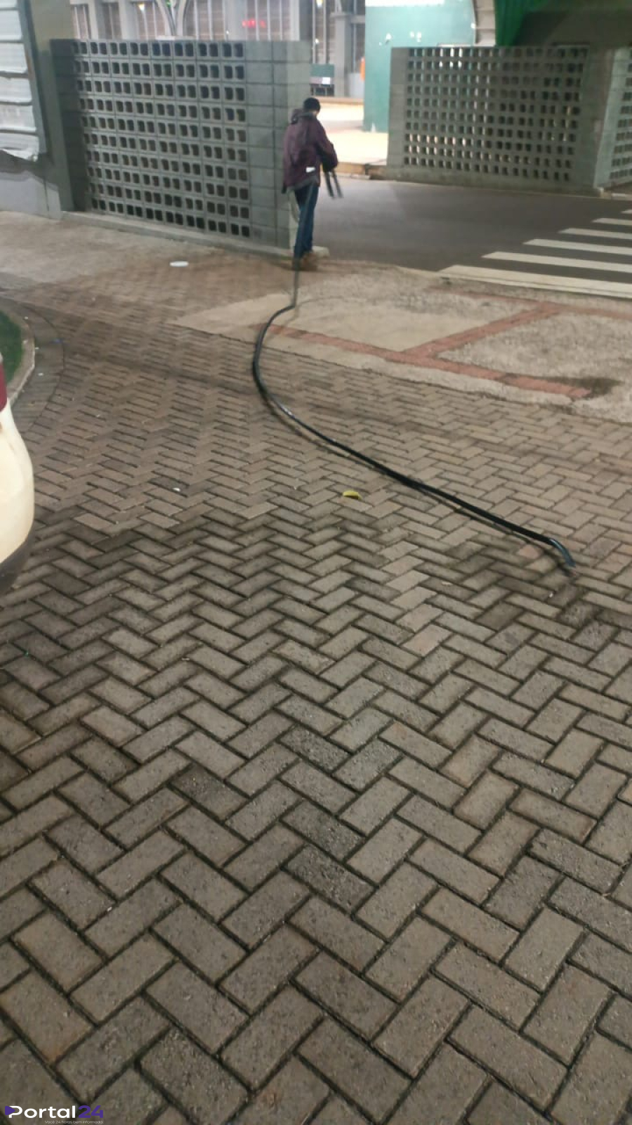 Homem é preso em flagrante por furto de fios no centro de Cascavel