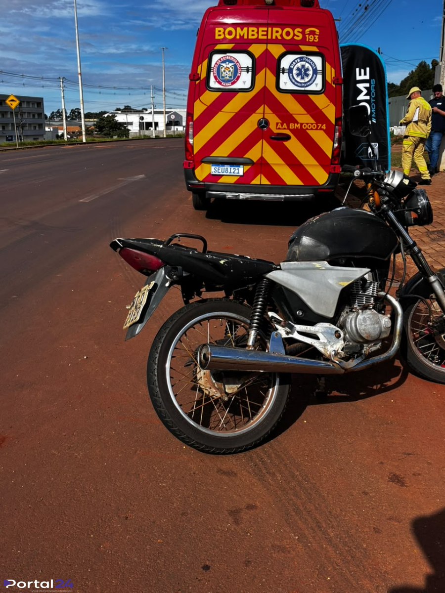 Motociclista sofre contusão mental após bater na traseira de caminhão em Cascavel