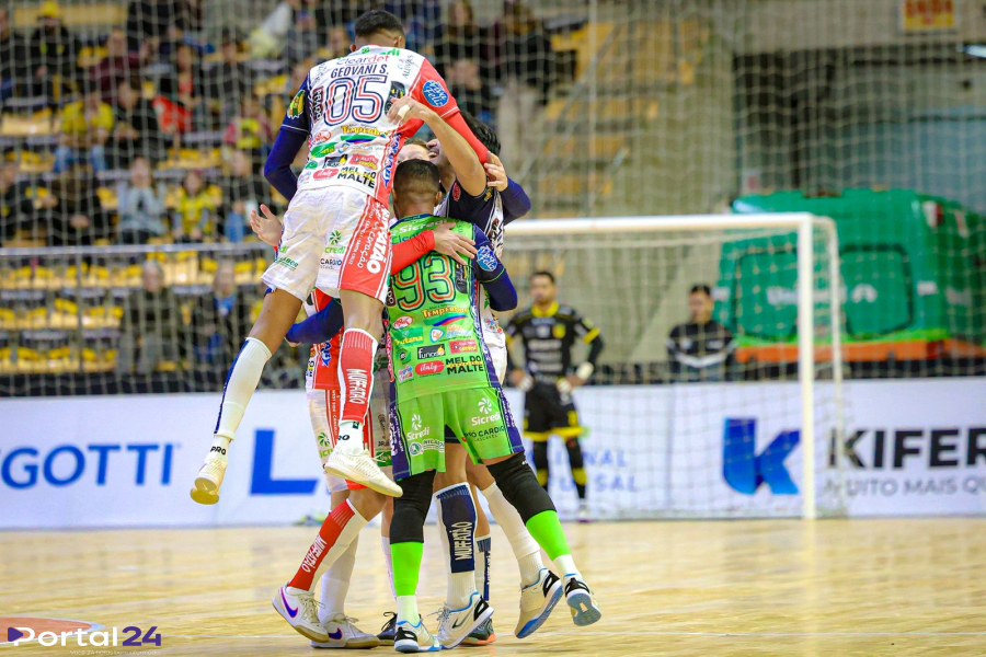 Cascavel Futsal é derrotado pelo Jaraguá pela Liga Nacional