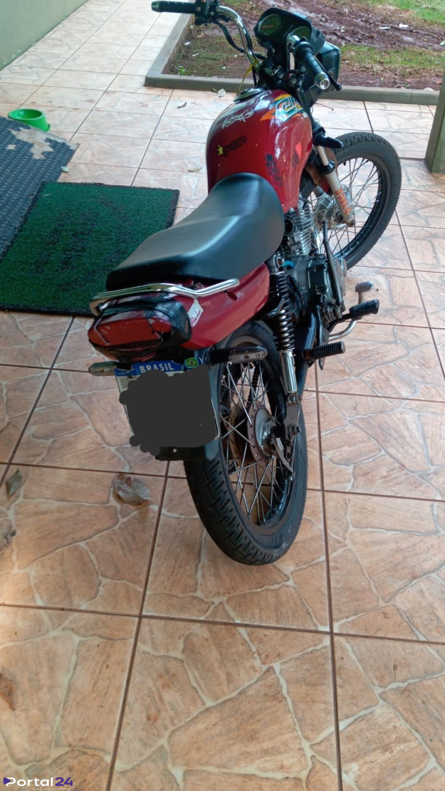 Motocicleta com escapamento adulterado é apreendida após denúncias de perturbação em Nova Aurora