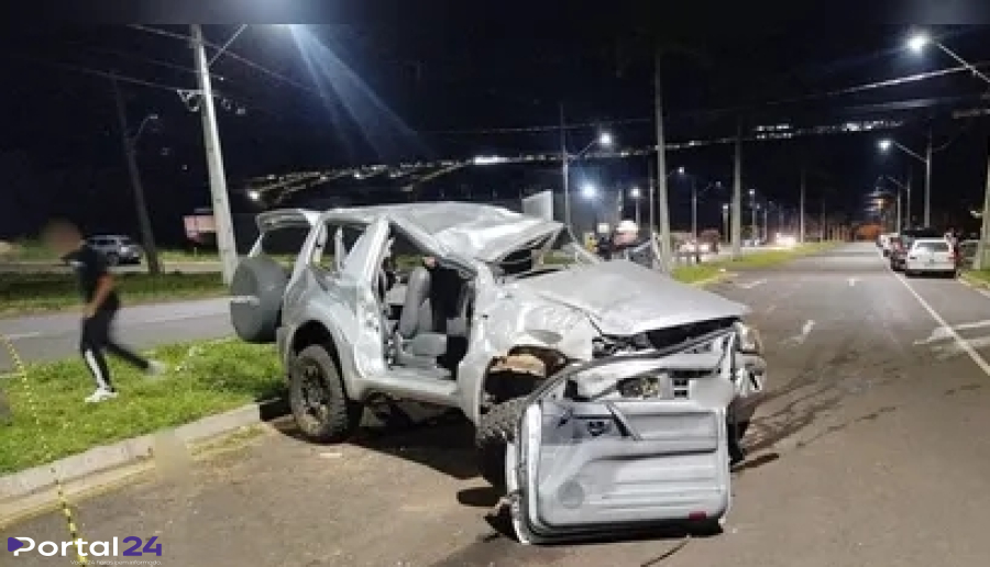 Motorista fica preso às ferragens após colisão entre utilitários em Apucarana