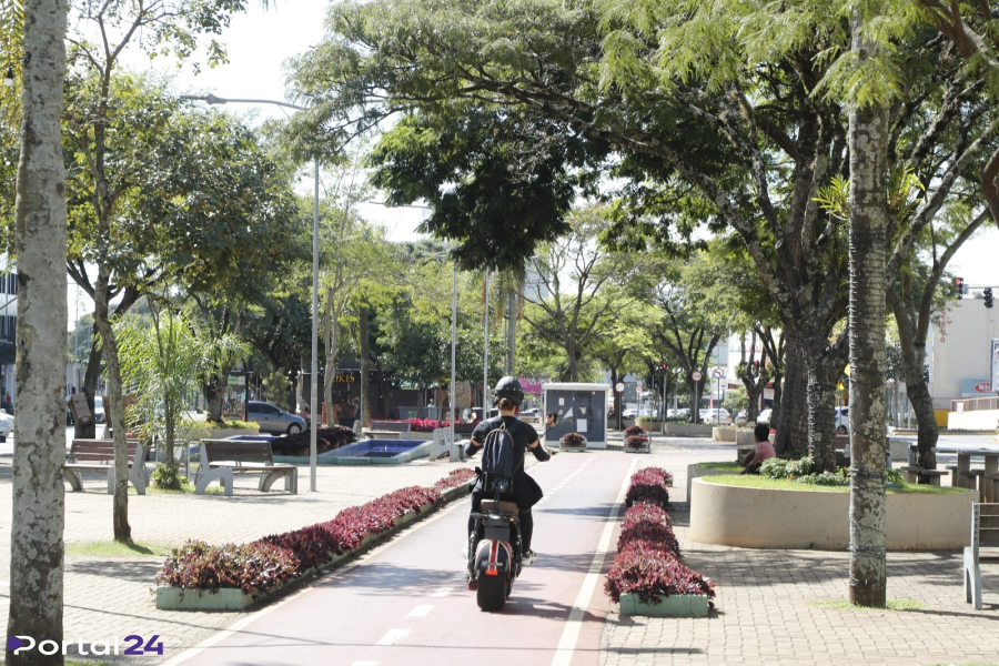 Prefeito sanciona lei e regulamenta uso de veículos autopropelidos em Cascavel
