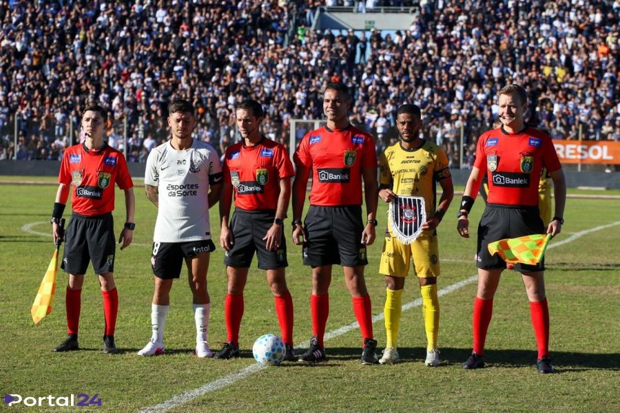 Cascavel e Corinthians empatam em amistoso diante de grande público no Olímpico Regional