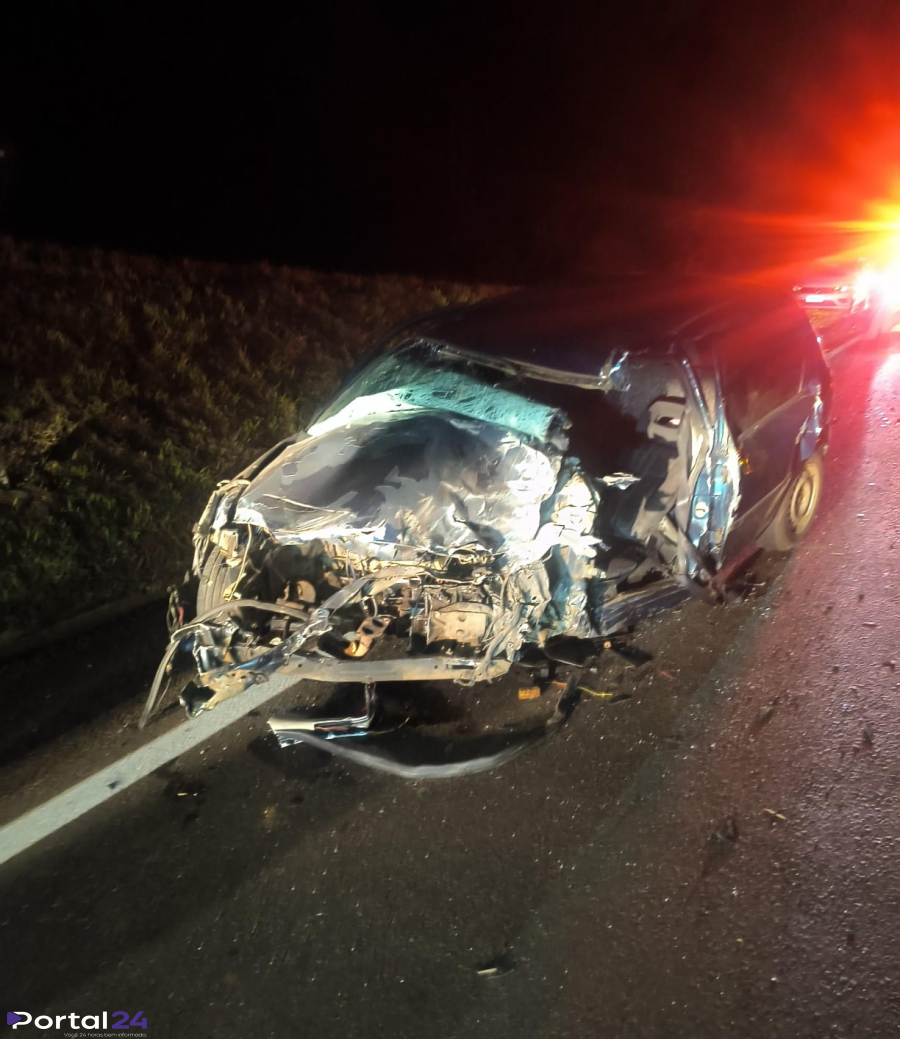 Motorista morre após grave colisão entre carro e caminhão na PR-182, entre Ampére e Francisco Beltrão