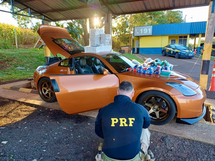 PRF apreende celulares e medicamentos emagrecedores escondidos em carro avaliado em cerca de R$ 300 mil
