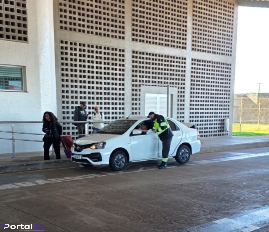 Prefeitura intensifica fiscalização contra transporte clandestino no Aeroporto de Cascavel