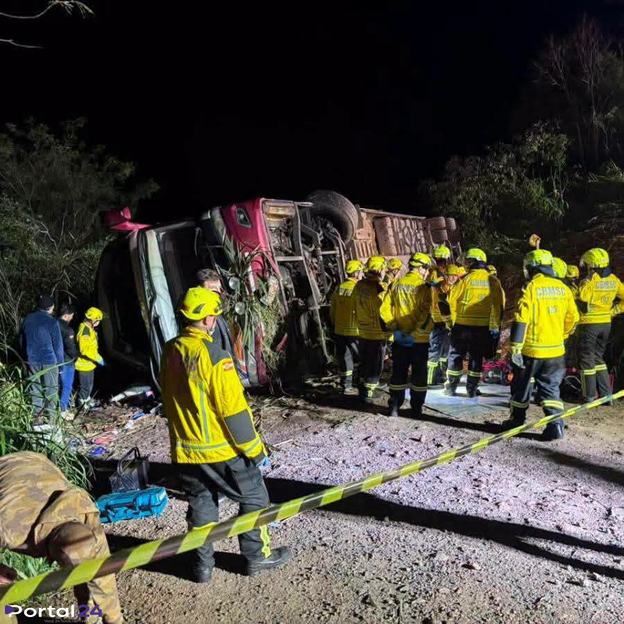 Tragédia com ônibus de turismo deixa três mortos e dezenas de feridos em Santa Catarina