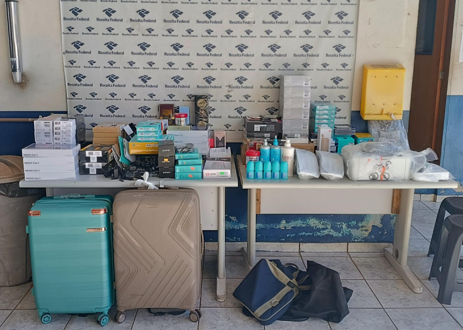 Trio é preso com contrabando na rodoviária de Cascavel