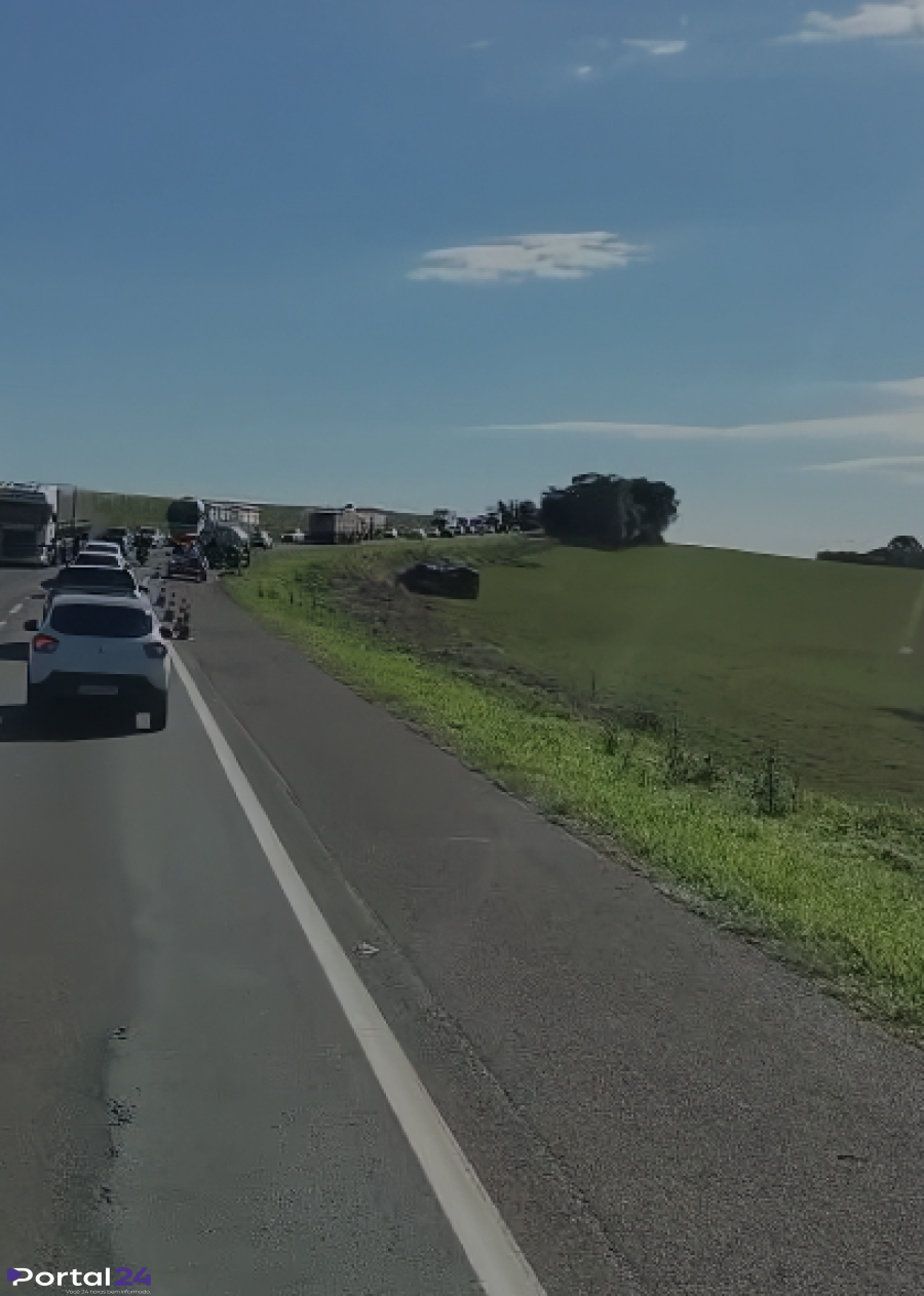 Grave colisão frontal na BR-277 deixa um morto e oito feridos, entre eles três crianças, em Candói