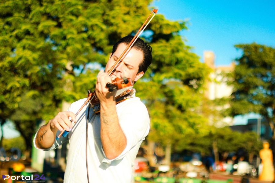 Festival de Música leva apresentação de violino ao Terminal Leste nesta terça-feira