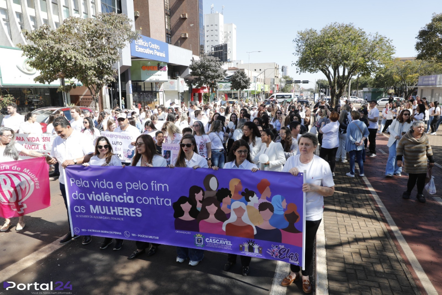 Cascavel realiza 4ª Caminhada do Meio-Dia em mobilização contra a violência às mulheres