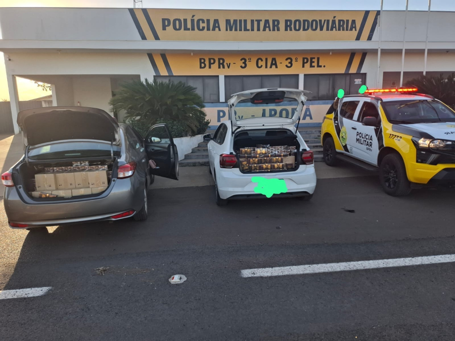 Dois carros são flagrados com mais de 570 perfumes contrabandeados na PRc-272
