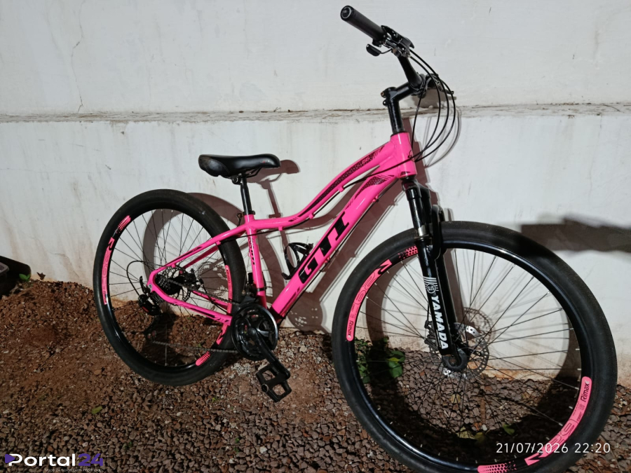 Guarda Municipal recolhe bicicleta abandonada próximo à Rodoviária de Cascavel