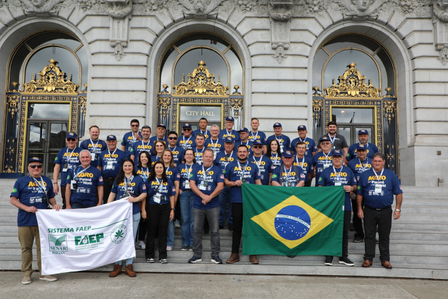 Estreantes, produtores rurais do Paraná ampliam conhecimento em viagem técnica internacional