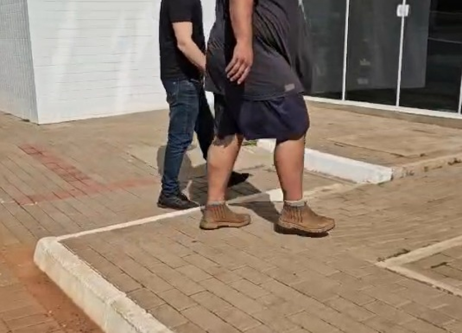 Homem é detido com caminhão adulterado em Cascavel