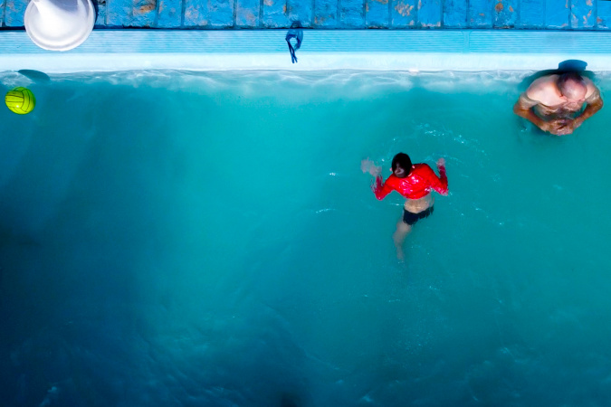 Corpo de Bombeiros orienta como prevenir afogamentos e outros acidentes em piscinas