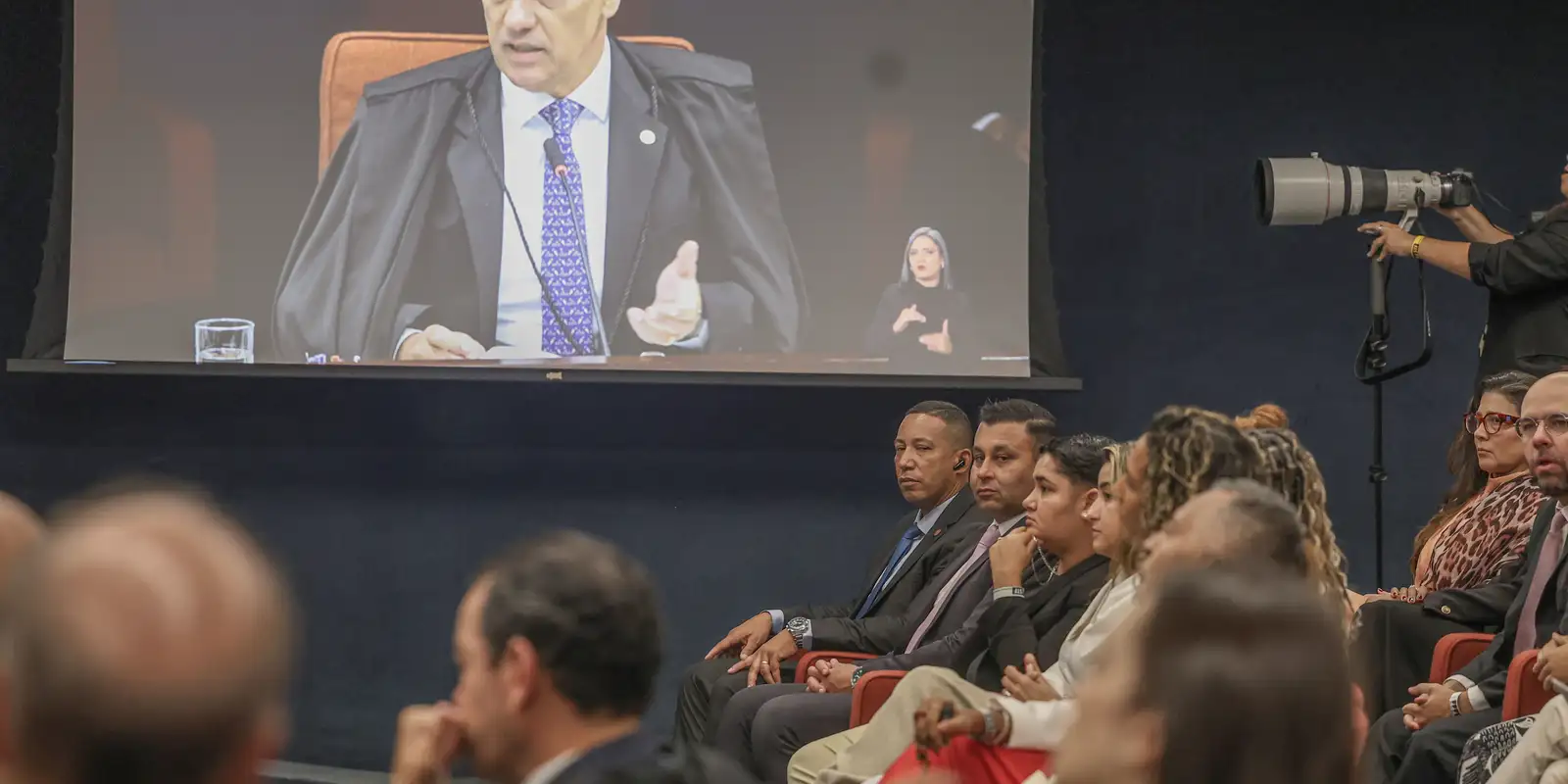 Moraes vota por condenar irmãos Brazão pelo assassinato de Marielle