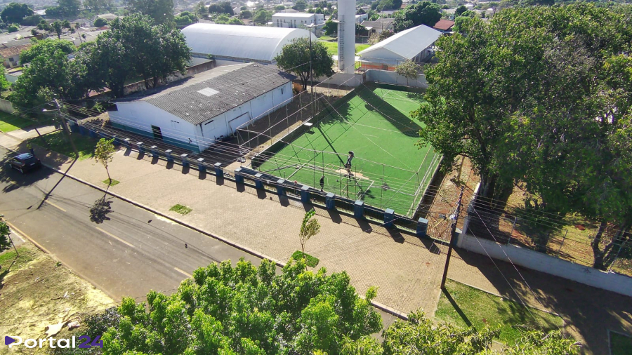 Associação de Moradores do Bairro Periolo abre agenda para locação do campo sintético em Cascavel