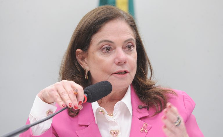 Deputada diz que protocolo de atendimento a vítimas de estupro precisa ser integrado; ouça a entrevista