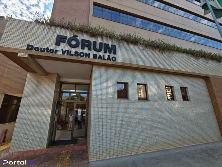 Julgamento de acusado por feminicídio que vitimou Gabrielle e seu pai começa no Fórum de Toledo